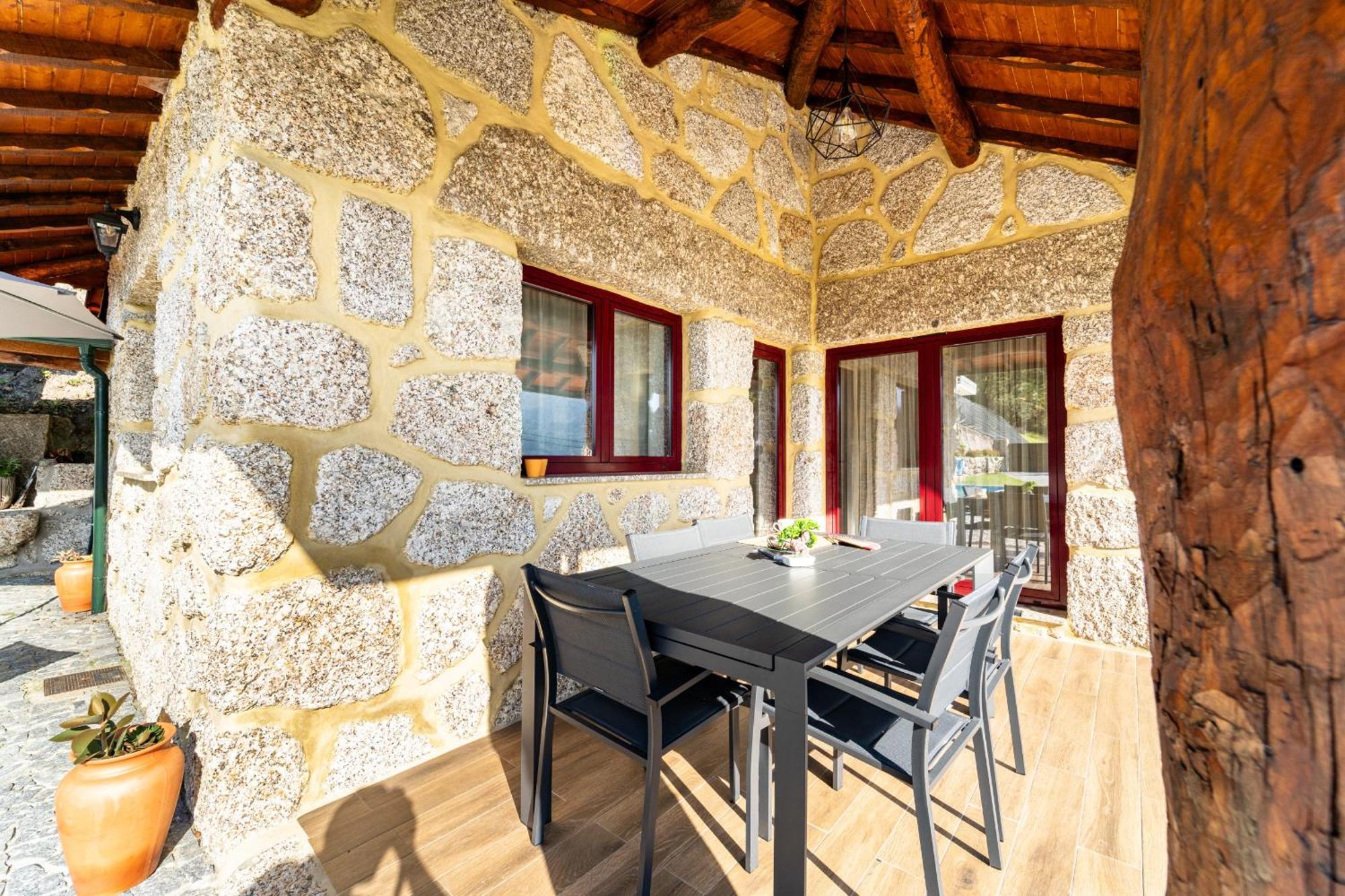 Assento Do Cavado By House And People Villa Valdosende Exterior photo